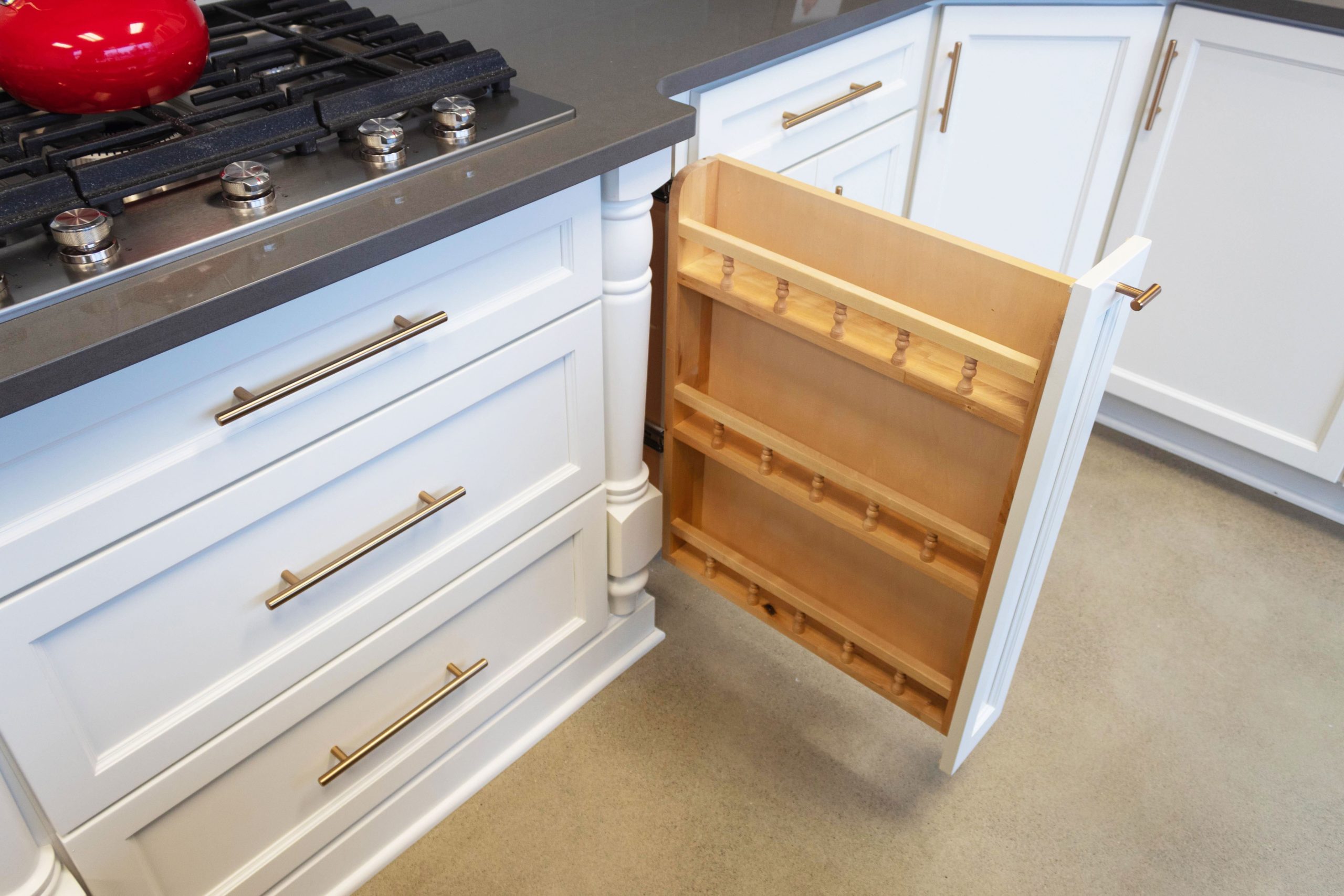 Base-Kitchen-Pull-out-Pantry